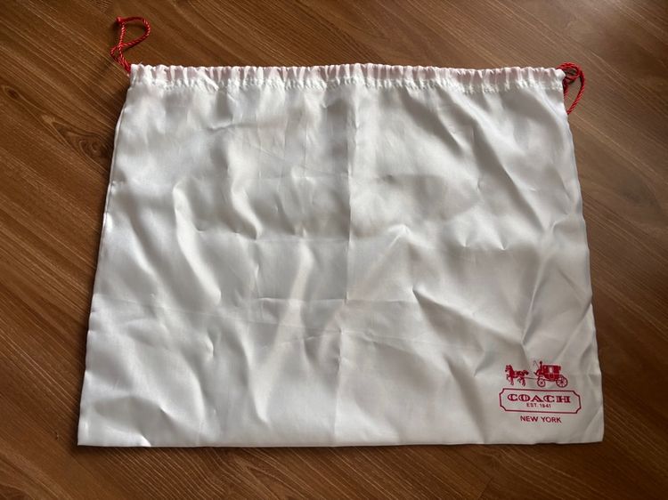 Coach  รูปที่ 12