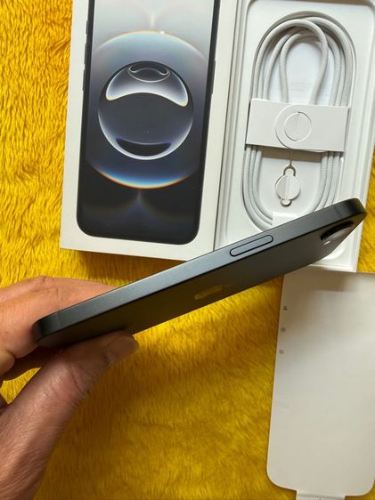 iPhone 16e ดำใหม่มากแบต100 รูปที่ 7