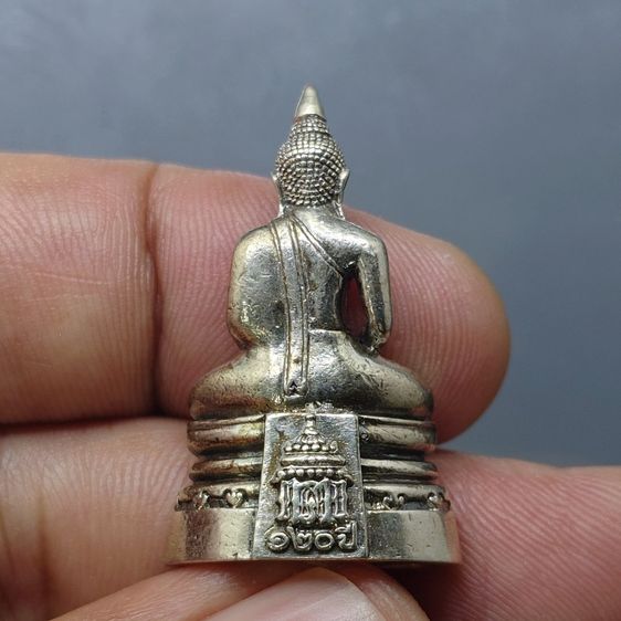 พระพุทธโสธร ลอยองค์ เนื้อเงินขัดเงา ที่ระลึกกรมศุลกากร 120 ปี พ.ศ.2537 พร้อมกล่องเดิม รูปที่ 4