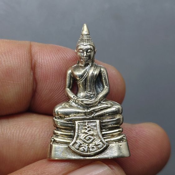 พระพุทธโสธร ลอยองค์ เนื้อเงินขัดเงา ที่ระลึกกรมศุลกากร 120 ปี พ.ศ.2537 พร้อมกล่องเดิม รูปที่ 3