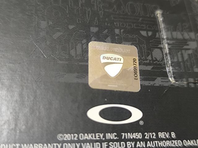 Oakley Ducati  รูปที่ 12