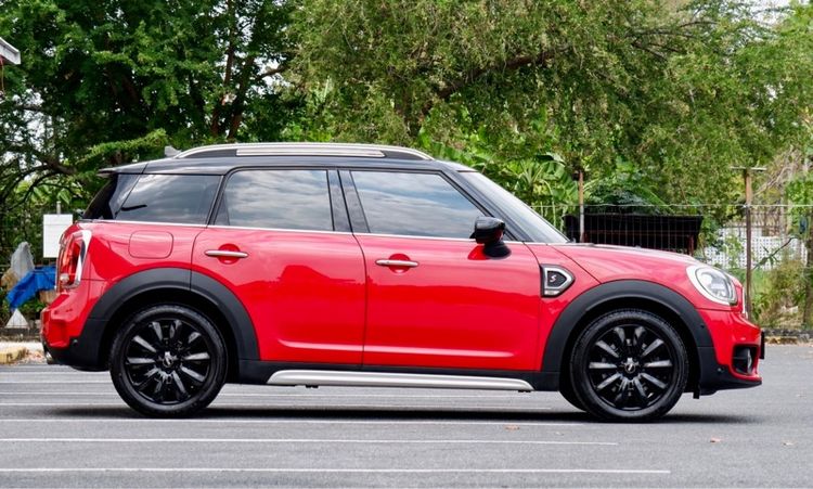 Mini COUNTRYMAN 2020 2.0 S Sedan เบนซิน ไม่ติดแก๊ส เกียร์อัตโนมัติ แดง รูปที่ 4