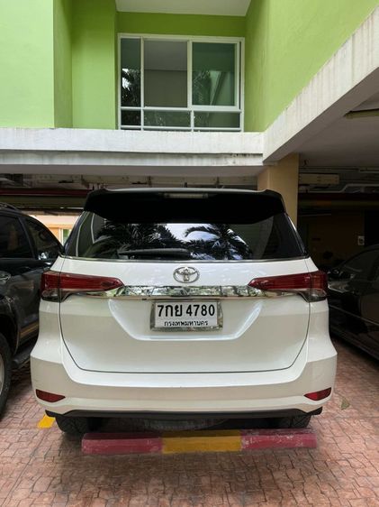 Toyota Fortuner 2018 2.4 V ดีเซล เกียร์อัตโนมัติ ขาว รูปที่ 2