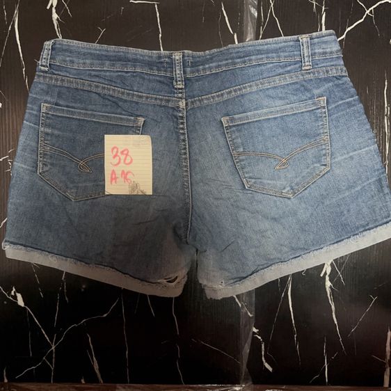 กางเกงยีนส์ขาสั้นมือสอง รูปที่ 7