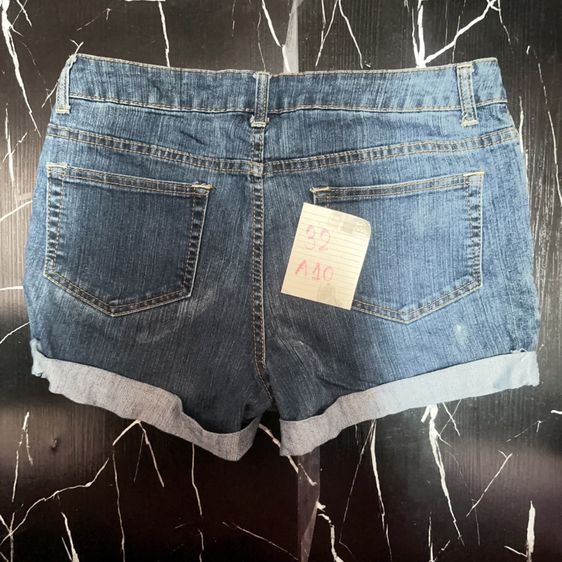 กางเกงยีนส์ขาสั้นมือสอง รูปที่ 17