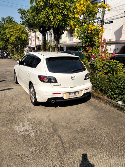 Mazda Mazda3 2011 1.6 V Sedan เบนซิน ไม่ติดแก๊ส เกียร์อัตโนมัติ ขาว รูปที่ 4