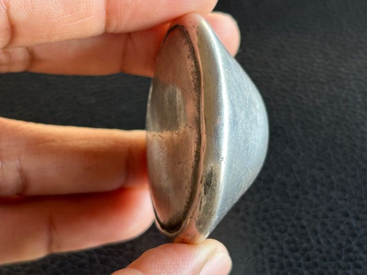 เบี้ยแก้สีเงินไม่ทราบที่ รูปที่ 5