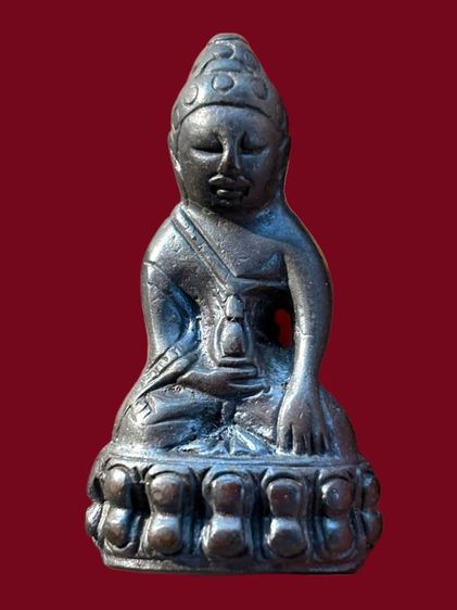 พระกริ่งเนื้อเก่าพิมพ์สวย