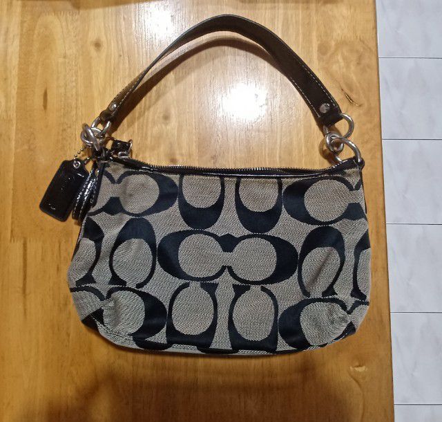 กระเป๋า COACH แท้ มือสอง รูปที่ 2