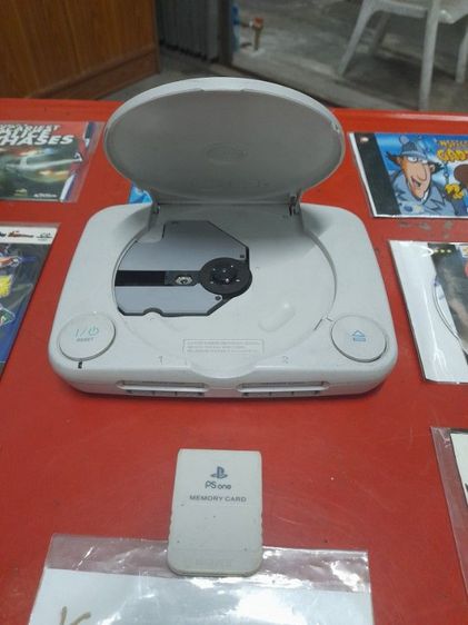 เครื่องเล่นเกม PS1 รูปที่ 2