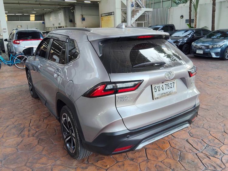 Toyota Yaris Cross 2023 1.5 HEV Premium Luxury Utility-car āđāļŪāļāļĢāļīāļ āđāļĄāđāļāļīāļāđāļāđāļŠ āđāļāļĩāļĒāļĢāđāļāļąāļāđāļāļĄāļąāļāļī āđāļāļē āļĢāļđāļāļāļĩāđ 3