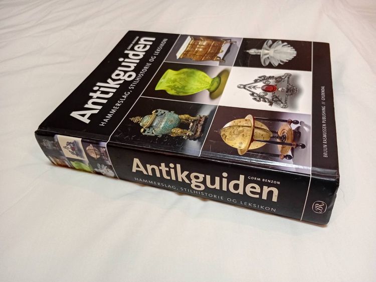 หนังสือ Antikguiden คู่มือมาตรฐานของแวดวงนักสะสมและตลาดประมูล รูปที่ 2