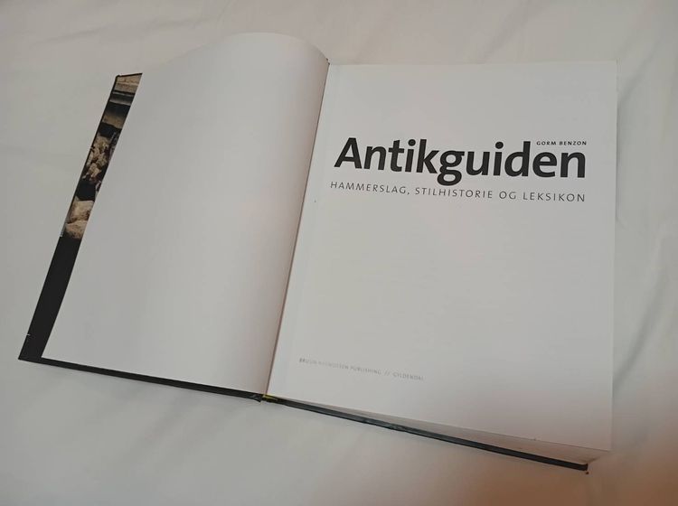 หนังสือ Antikguiden คู่มือมาตรฐานของแวดวงนักสะสมและตลาดประมูล รูปที่ 13