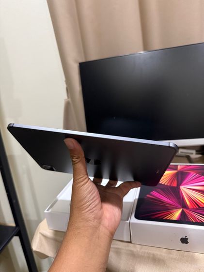 iPad Pro M1 128GB Wifi-Fi  Celluar ตำหนินิดหน่อยทำงาน ตัดต่ออื่นๆ ลื่นปรื้ด สอบถามเพิ่มเติมได้ครับ รูปที่ 8