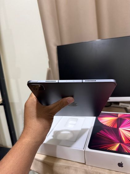 iPad Pro M1 128GB Wifi-Fi  Celluar ตำหนินิดหน่อยทำงาน ตัดต่ออื่นๆ ลื่นปรื้ด สอบถามเพิ่มเติมได้ครับ รูปที่ 10