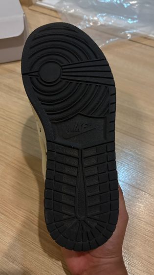 Nike Air Jordan 1 low paint splatter brushstroke swoosh รูปที่ 3