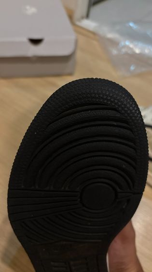 Nike Air Jordan 1 low paint splatter brushstroke swoosh รูปที่ 6