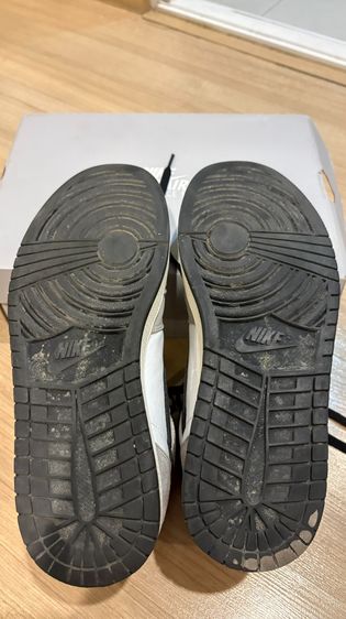 Nike Jordan 1 Retro High Light Smoke Grey รูปที่ 4