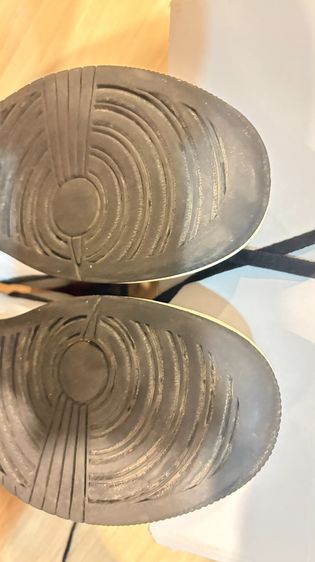 Nike Jordan 1 Retro High Light Smoke Grey รูปที่ 3