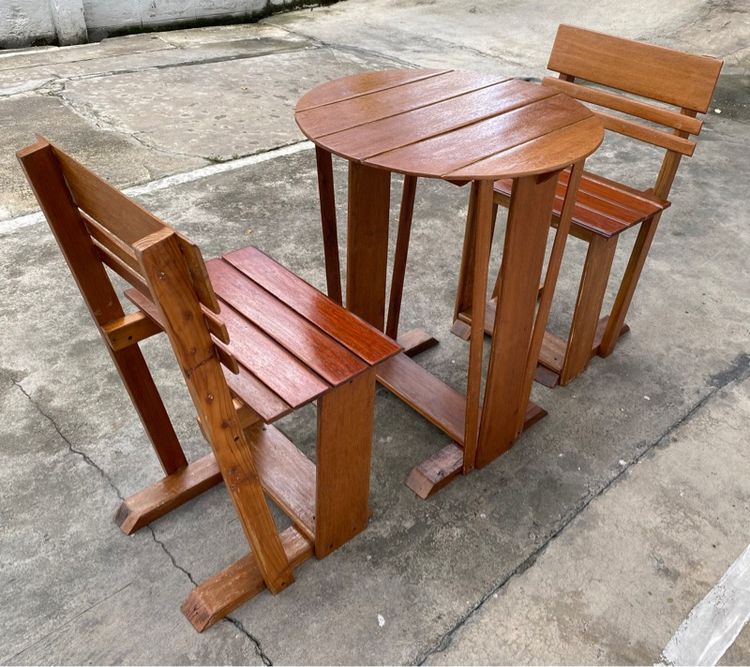 ชุดโต๊ะเก้าอี้เก๋เก๋แบบบันบ้าน รูปที่ 5
