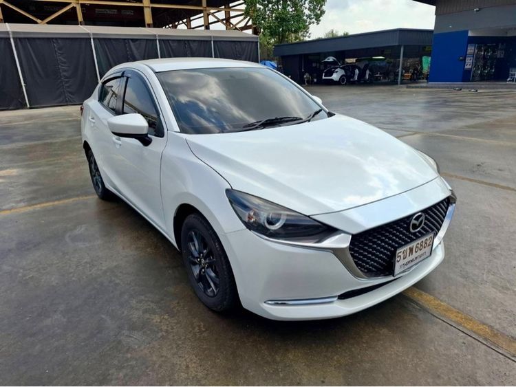 รถ Mazda Mazda 2 1.5 XD สี ขาว
