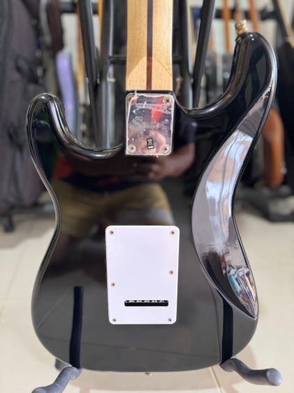 squier guitar รูปที่ 4