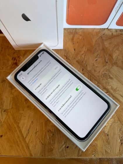iPhone 11 สีขาว สภาพสวยกริ๊ฟๆ จอแท้เดิมๆ แบต 100 รูปที่ 4