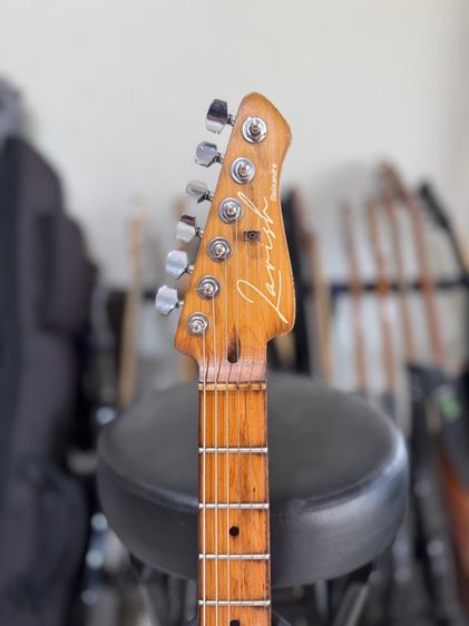 guitar รูปที่ 3