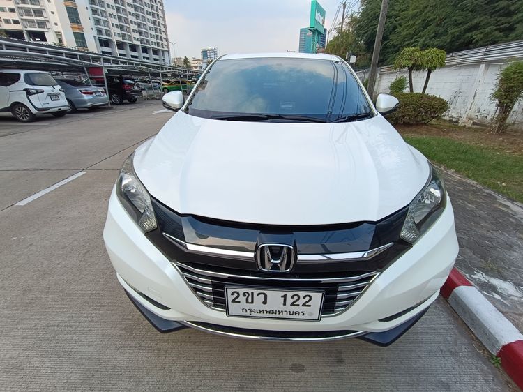 Honda HR-V 2018 1.8 S Sedan เบนซิน เกียร์อัตโนมัติ ขาว รูปที่ 3