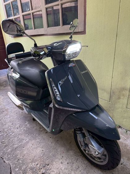 ขายLambrettaX300 SR สีเทา ไมล์น้อย สภาพนางฟ้า รูปที่ 4