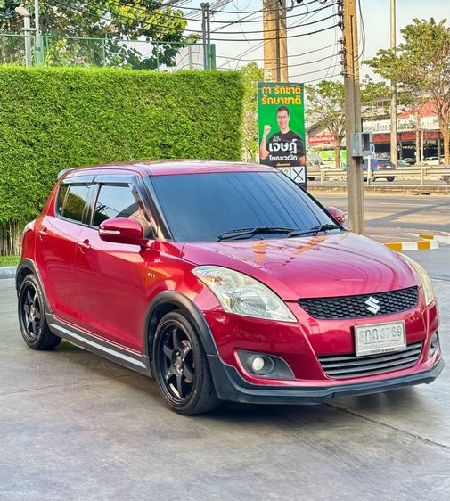 รถ Suzuki Swift 1.25 GLX สี แดง