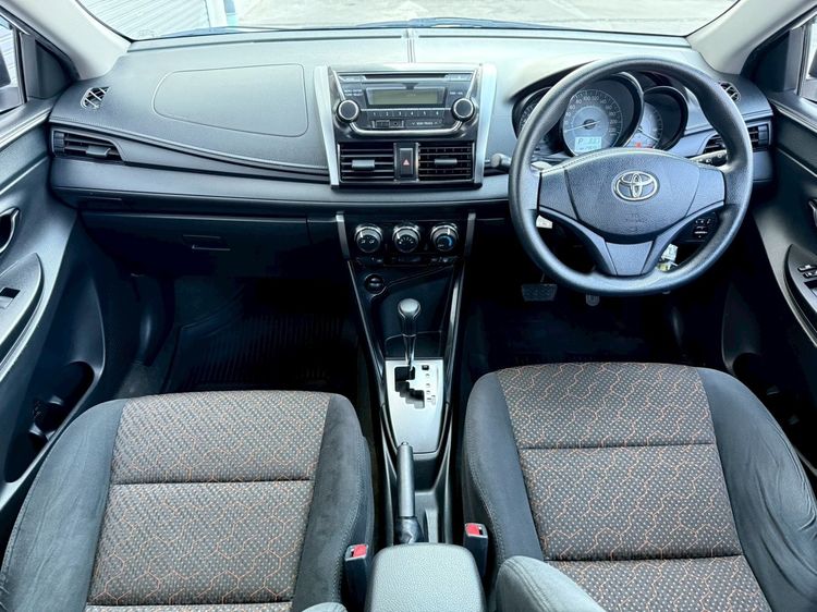 Toyota Vios 2017 1.5 Entry Sedan เบนซิน ไม่ติดแก๊ส เกียร์อัตโนมัติ ขาว รูปที่ 2