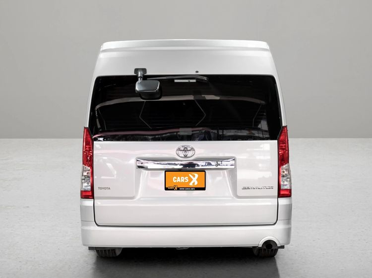 Toyota Commuter 2021 2.8 Van ดีเซล ไม่ติดแก๊ส เกียร์ธรรมดา บรอนซ์เงิน รูปที่ 3