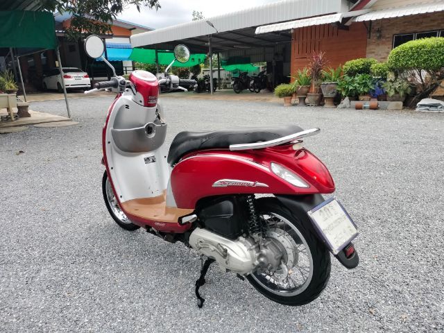 🚨  ขาย Scoopy i ปี57  2013🚨
👑รถเดิมๆ เครื่องดี พร้อมใช้งาน
💰ราคา 21500 บาท
📗เล่มเอกสาร ชุดโอนครบ รถภาษี 69
 รูปที่ 5