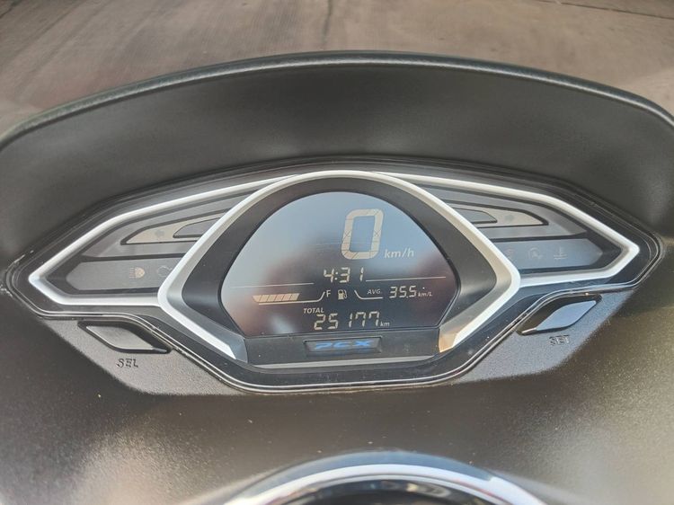 🛵ยังไงก็ขาย PCX 150 ปี 63 เครื่องดี สีสวย กุญแจรีโมท เล่มชุดโอนครบ+เปลี่ยนถ่ายน้ำมันเครื่องฟรี ส่งฟรี30 ก.ม รูปที่ 8