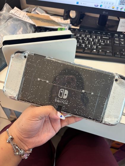 Nintendo Switch OLED รูปที่ 2