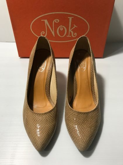 เนื้อ หนังแท้ UK 5 | EU 38 | US 6.5 อื่นๆ รองเท้าส้นสูง มือสอง สภาพดี