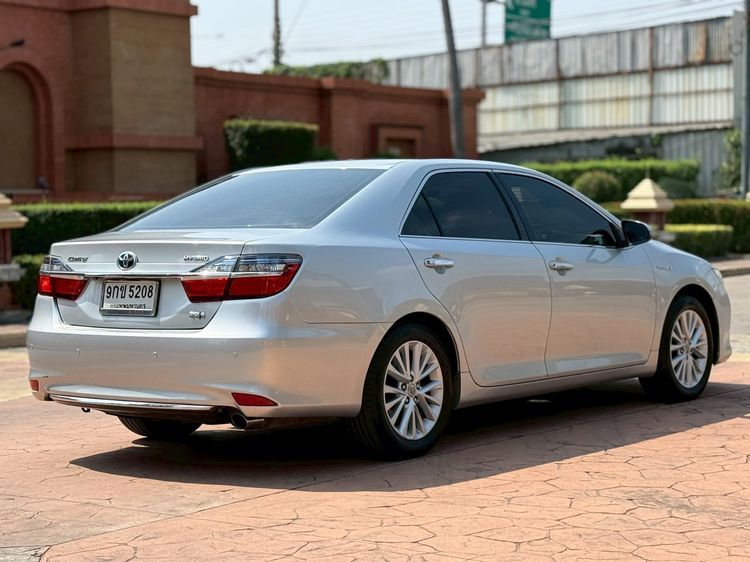 Toyota Camry 2017 2.5 HV Premium Sedan เบนซิน เกียร์อัตโนมัติ เทา รูปที่ 4