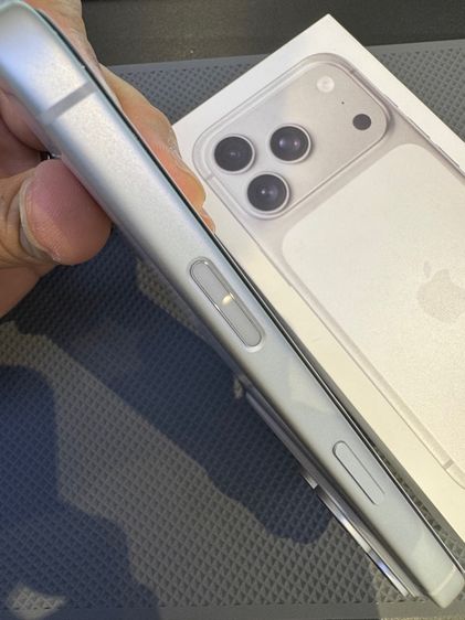 iPhone17Pro 256GB สีขาว เครื่องศูนย์แท้สภาพมือ1 ประกันถึง5กพ70 รูปที่ 6