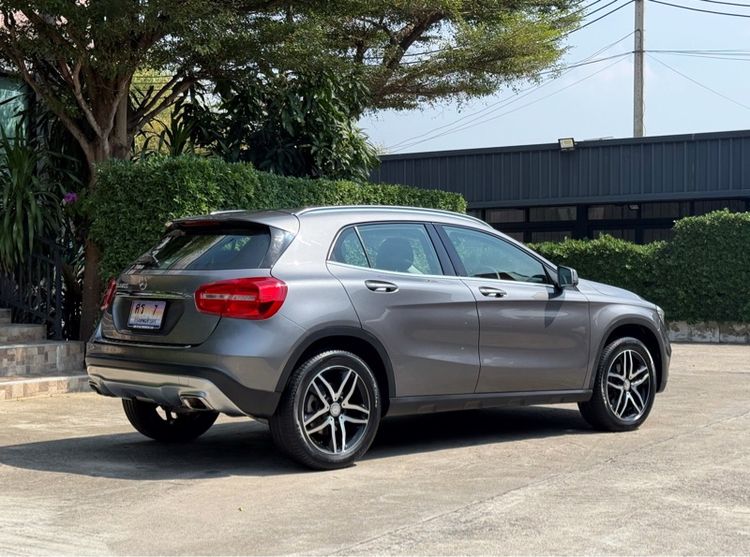 Mercedes-Benz GLA-Class 2017 GLA200 Utility-car เบนซิน ไม่ติดแก๊ส เกียร์อัตโนมัติ เทา รูปที่ 3