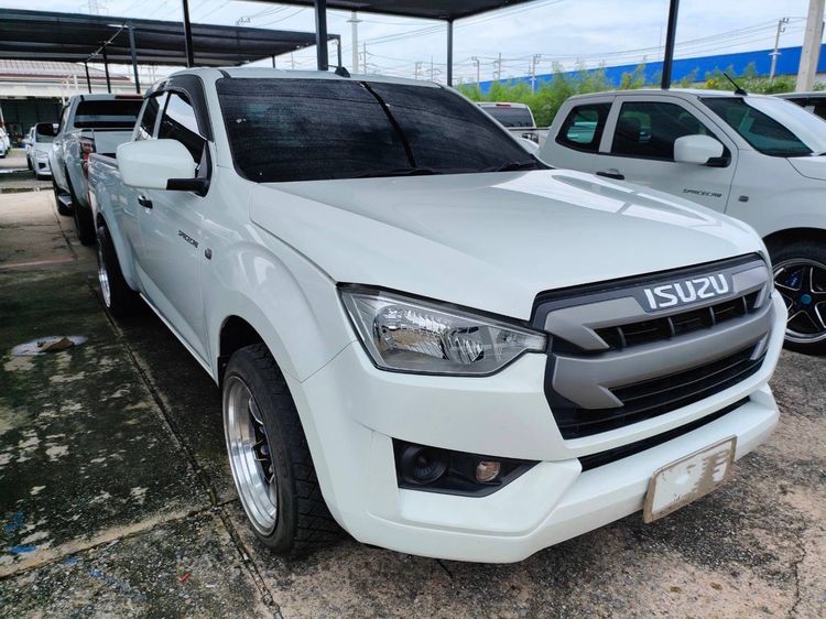 รถ Isuzu D-MAX 1.9 S สี ขาว