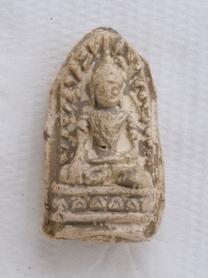 พระรอด 02126810