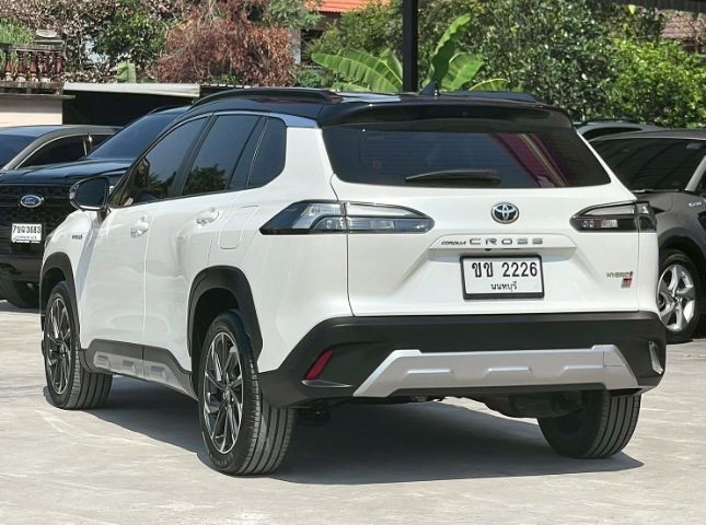 Toyota Corolla Cross 2022 1.8 Hybrid Premium Safety GR Sport ไฮบริด เกียร์อัตโนมัติ ขาว รูปที่ 2