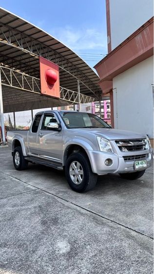 Isuzu D-MAX 2011 2.5 Hi-Lander Super Platinum Pickup เบนซิน ไม่ติดแก๊ส เกียร์ธรรมดา บรอนซ์เงิน รูปที่ 2