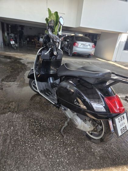 Vาย Vespa GTS 300 สีดำ 2012 รุ่นประกอบที่ อิตาลี รูปที่ 7