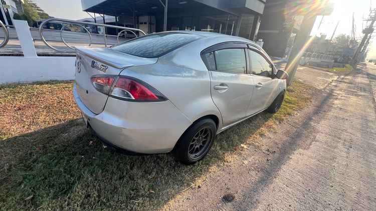 Mazda Mazda 2 2010 1.3 C Sedan เบนซิน ไม่ติดแก๊ส เกียร์อัตโนมัติ เทา รูปที่ 4