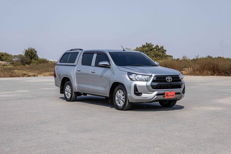 รถ Toyota Hilux Revo Double Cab 2.4 Mid Z Edition สี เงิน