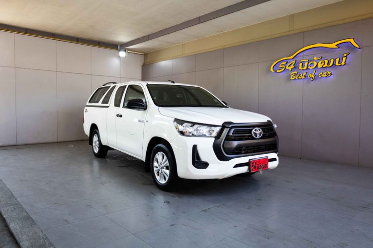 รถ Toyota Hilux Revo Smart Cab 2.4 Mid Z Edition สี ขาว