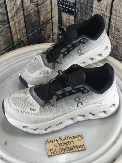 ขาว ผ้าใบ รองเท้าผ้าใบ UK 9 | EU 43 1/3 | US 9.5 อื่นๆ ร้องเท้า On Running Cloudtilt เบอร์ 43 