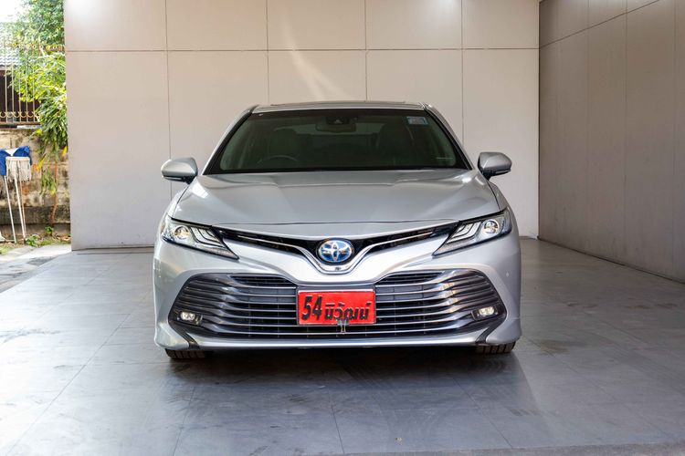 Toyota Camry 2021 2.5 HV Premium Sedan ไฮบริด ไม่ติดแก๊ส เกียร์อัตโนมัติ เงิน รูปที่ 2